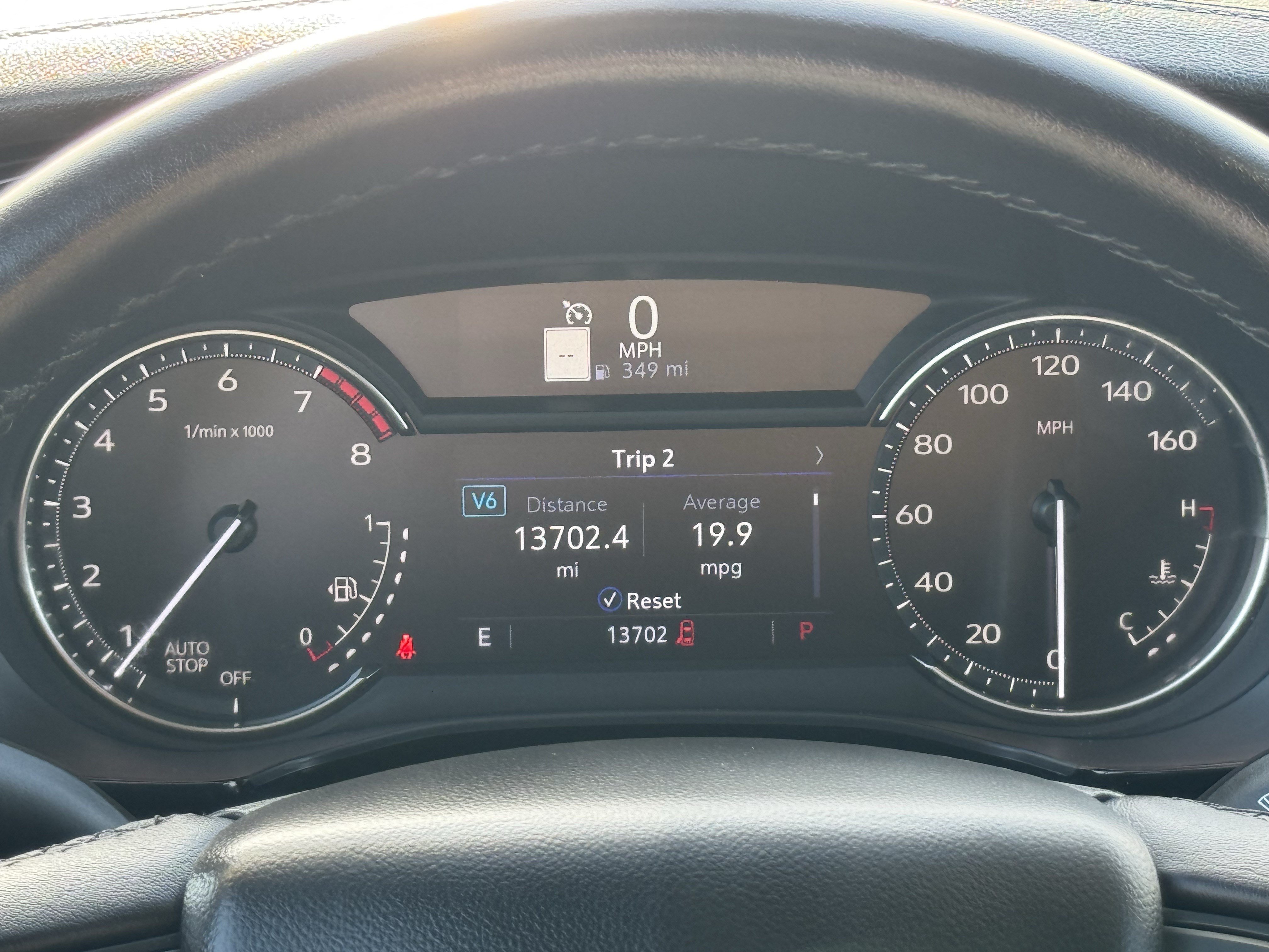 Used 2025 Cadillac XT6 Premium Luxury FWD image 15