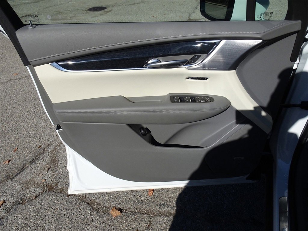 Certified 2023 Cadillac XT6 Premium Luxury w/ Technology Package image 14