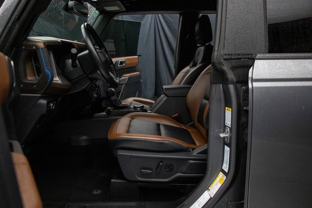 Used 2023 Ford Bronco Outer Banks image 27