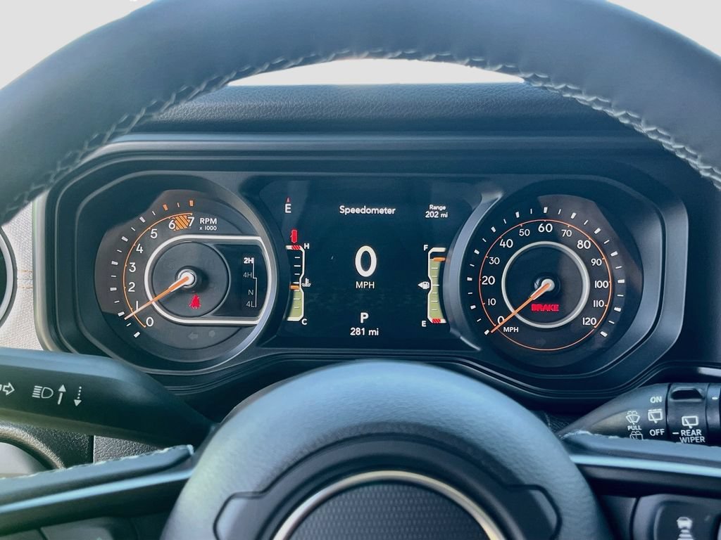 Certified 2026 Jeep Wrangler Sport AWD/4WD image 12