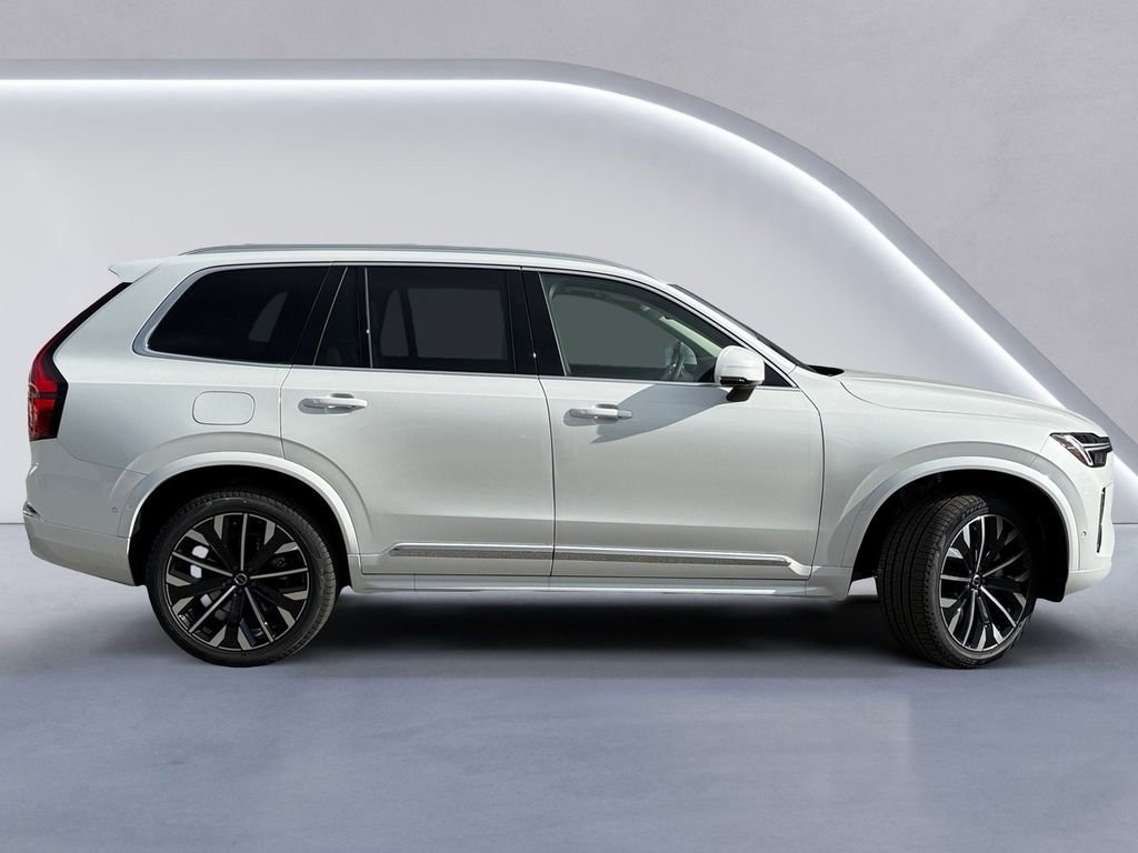 New 2026 Volvo XC90 B6 Ultra image 3