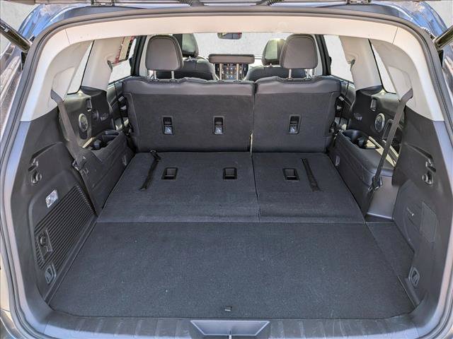Used 2023 Subaru Ascent Limited w/ Technology Package AWD/4WD image 6