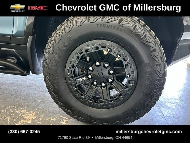 Used 2024 GMC Hummer EV 3X w/ Omega Edition AWD/4WD image 15