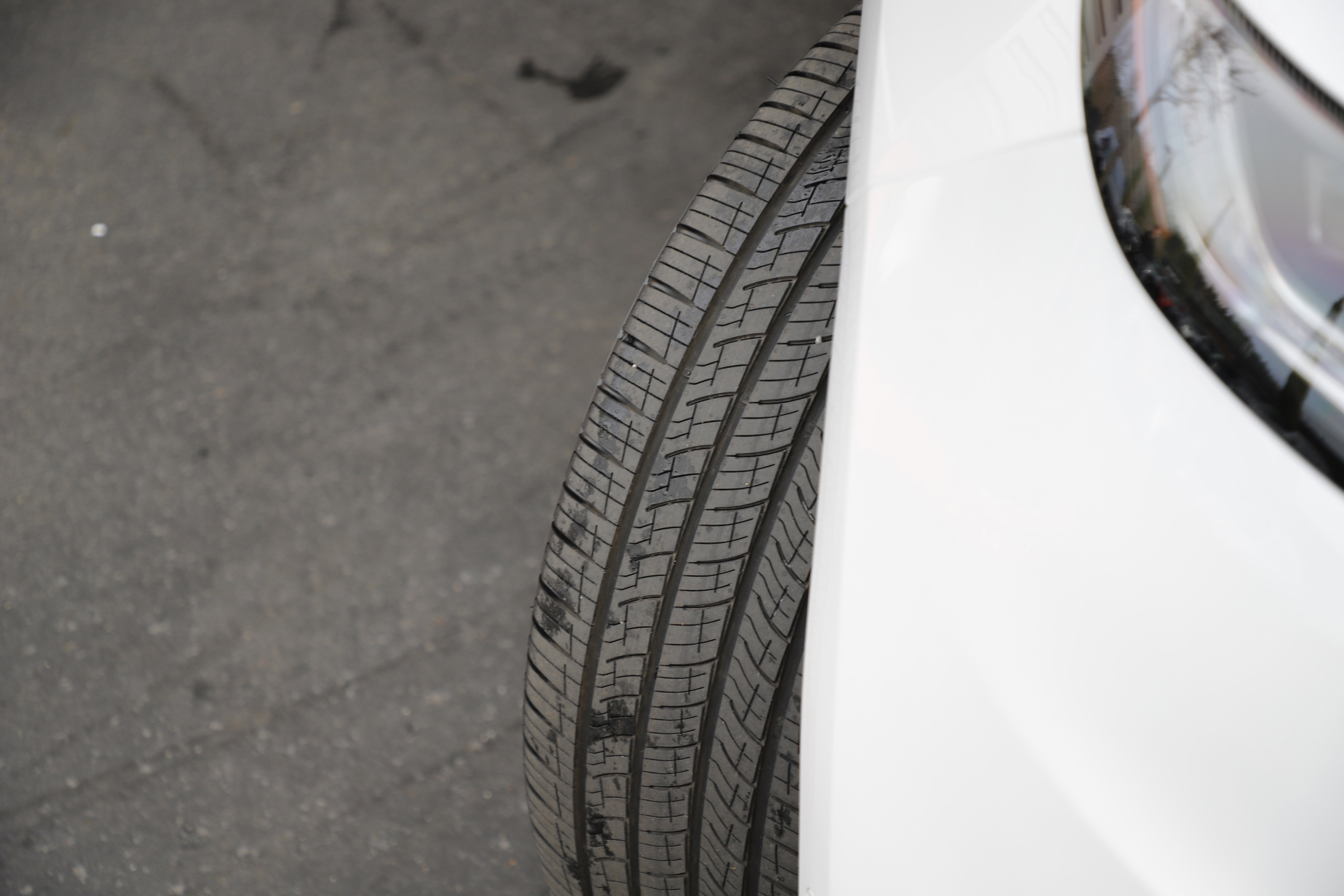 New 2026 Land Rover Range Rover Sport Dynamic SE image 3