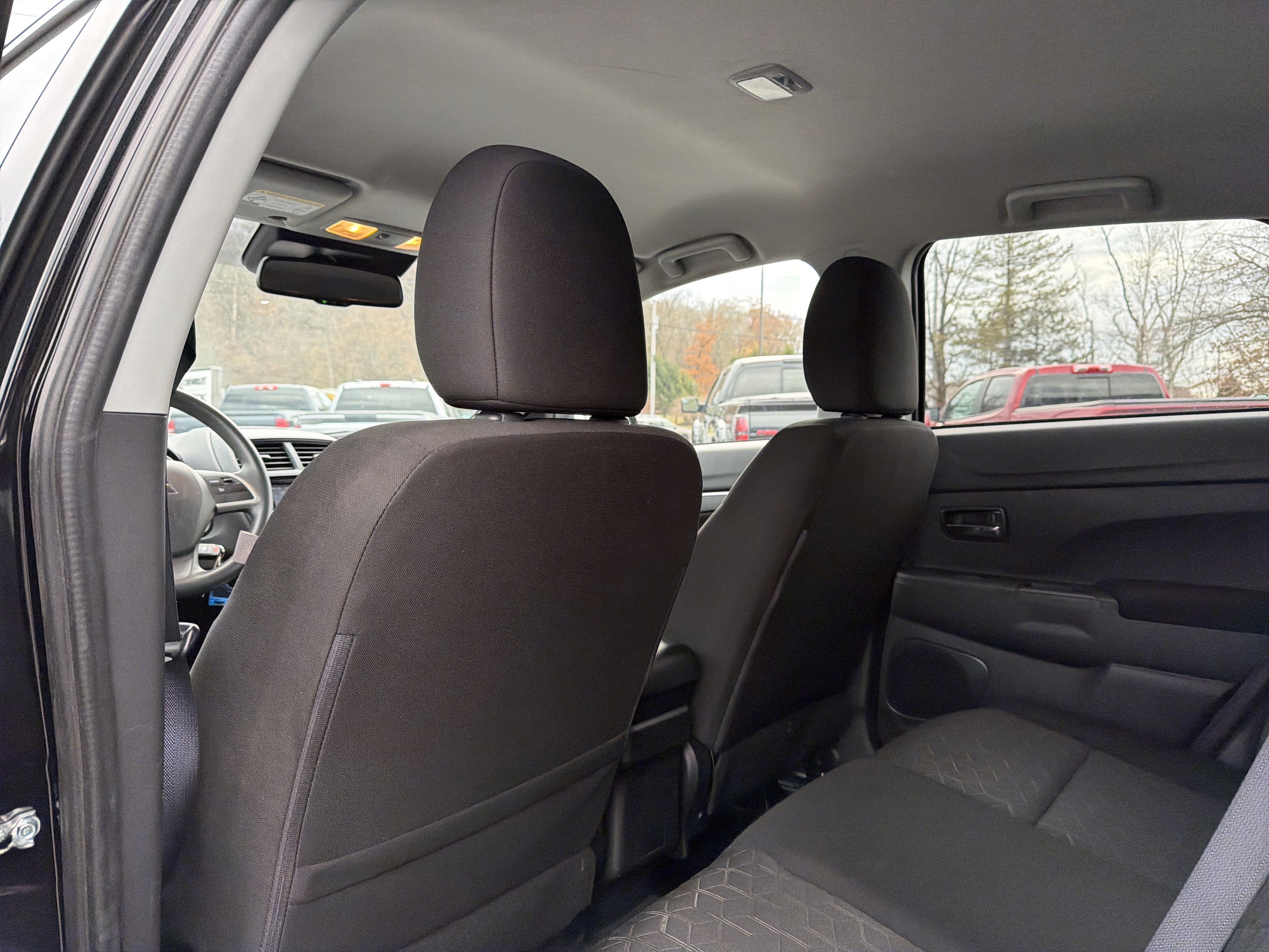 Used 2024 Mitsubishi Outlander Sport ES image 27