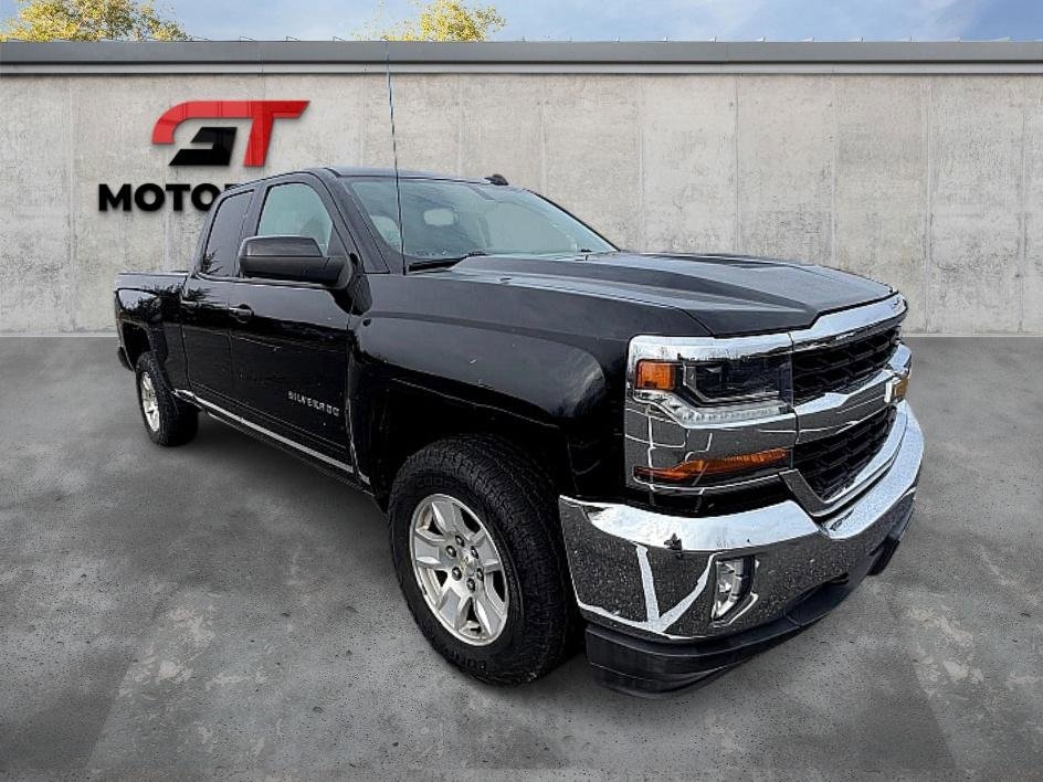Used 2018 Chevrolet Silverado 1500 LT w/ All Star Edition image 3