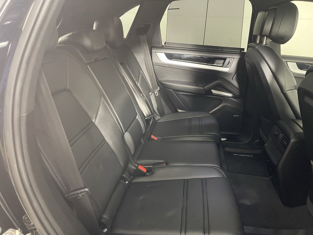 Certified 2024 Porsche Cayenne image 23