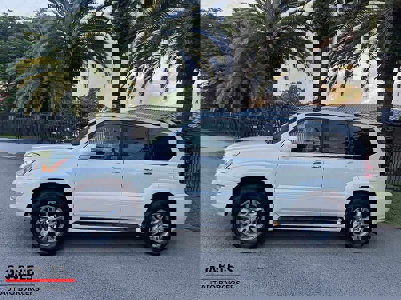 Used 2009 Lexus GX 470 image 25