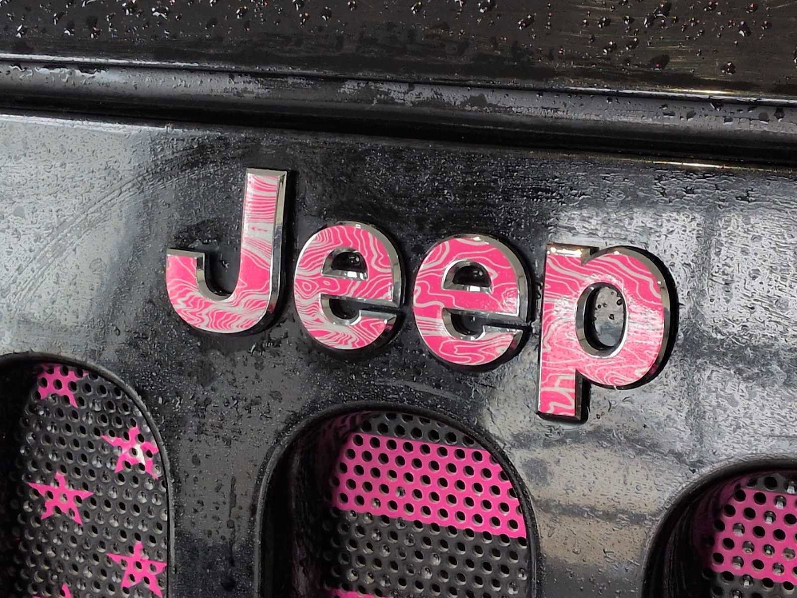 Used 2017 Jeep Wrangler Unlimited Sport w/ Connectivity Group image 12