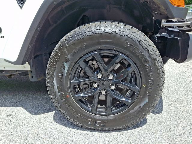 Used 2022 Jeep Gladiator Sport AWD/4WD image 10
