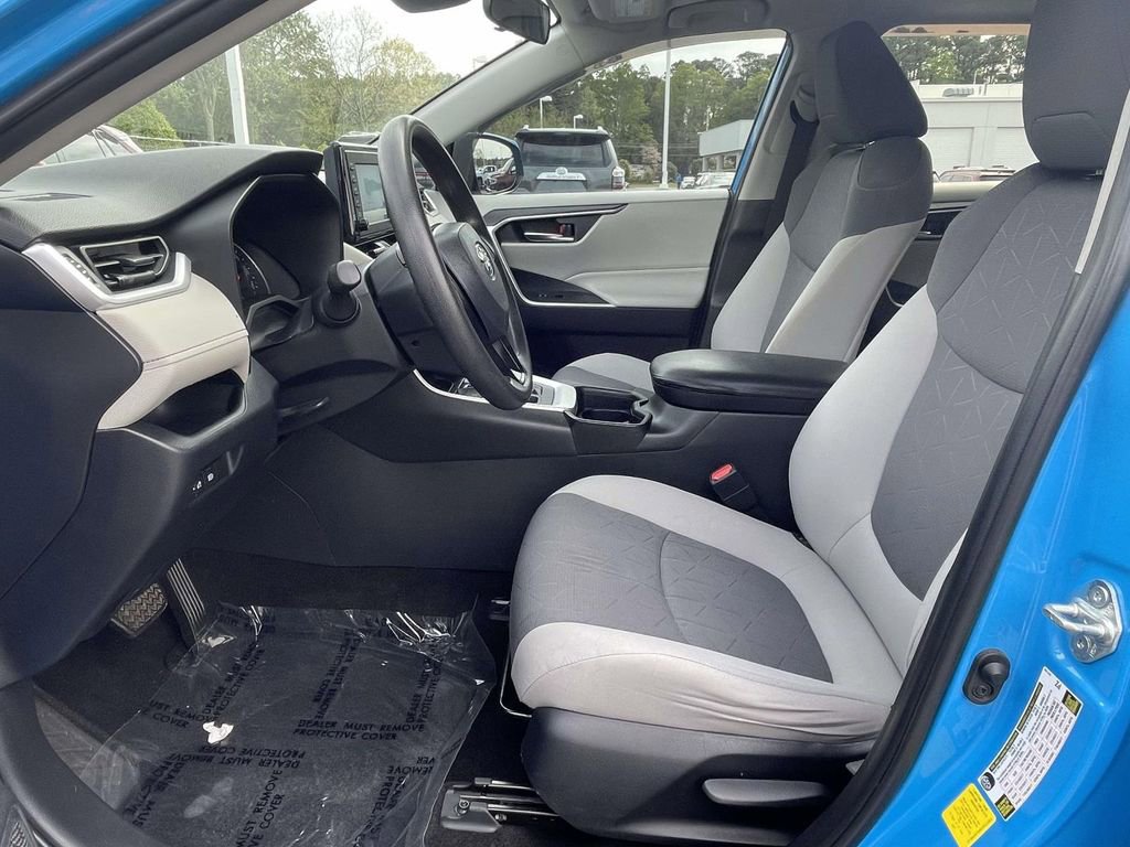 Used 2019 Toyota RAV4 XLE image 17