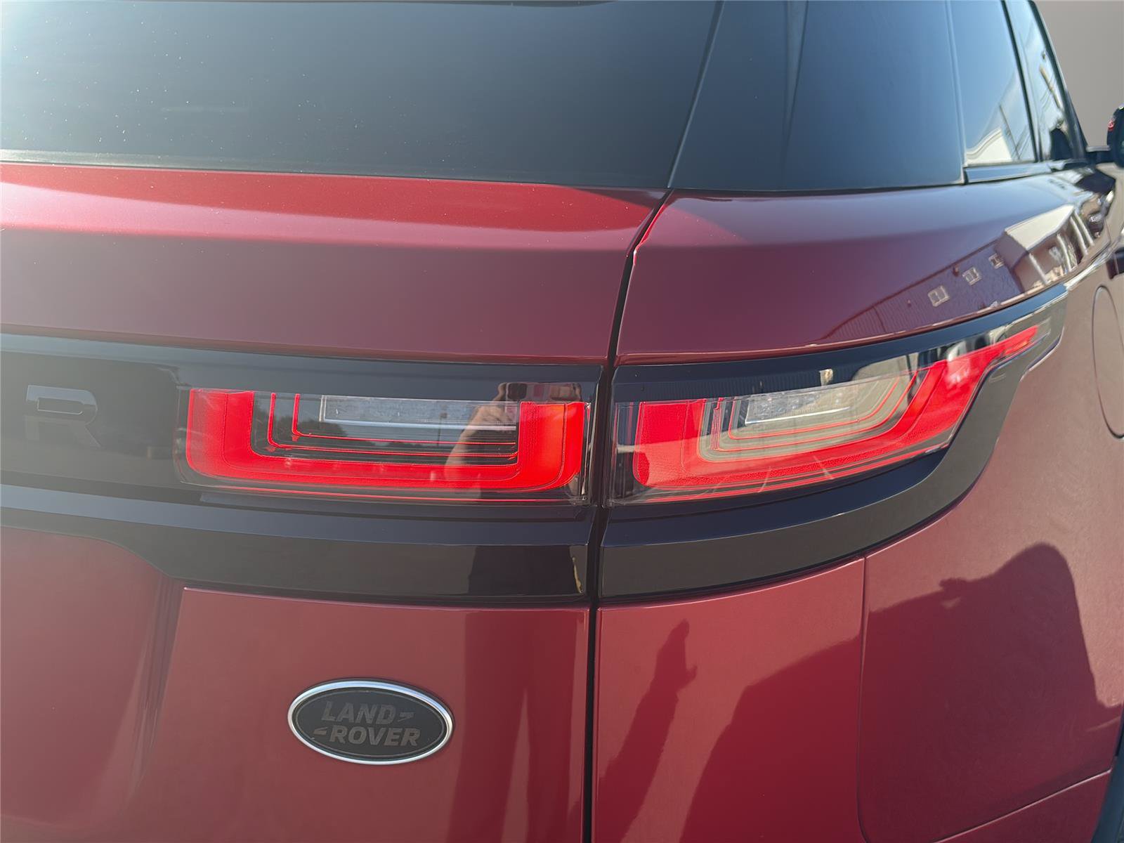 Used 2020 Land Rover Range Rover Velar R-Dynamic S AWD/4WD image 47