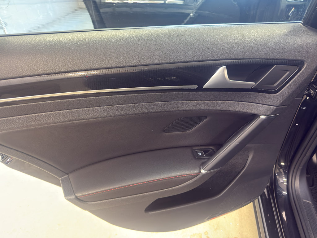 Used 2021 Volkswagen GTI SE FWD image 28