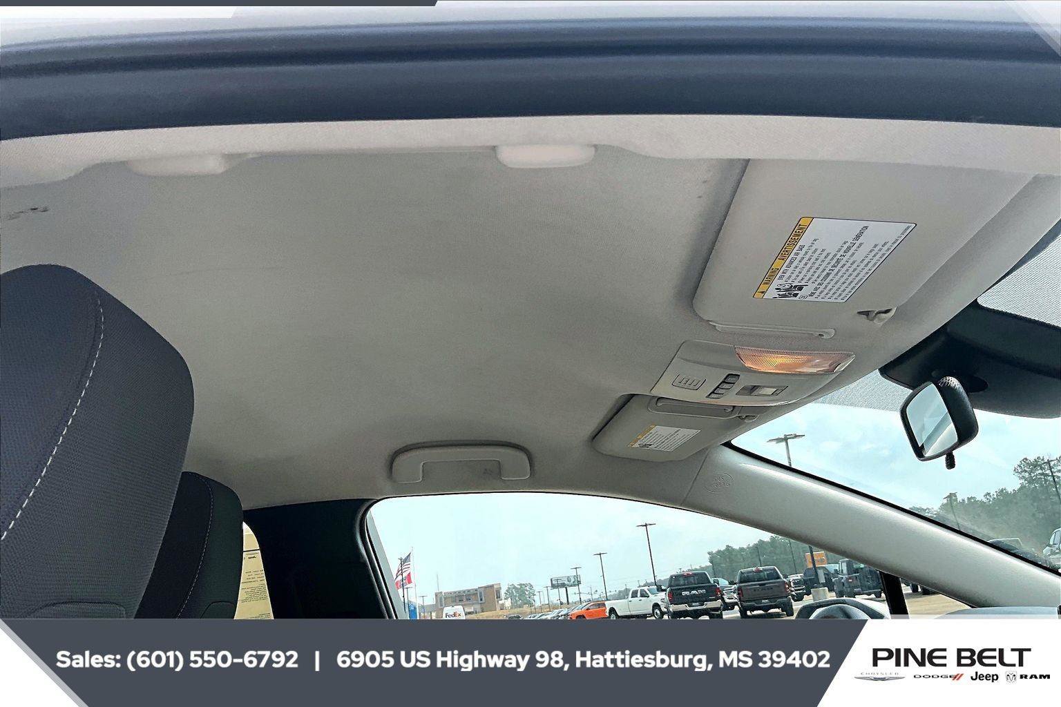 Used 2022 Toyota Corolla LE image 16