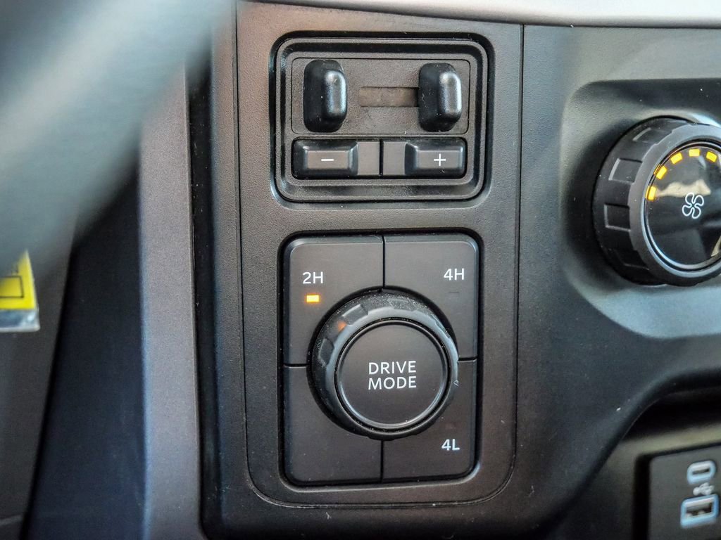 Used 2023 Ford F150 XLT w/ Trailer Tow Package image 28