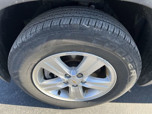 Used 2021 Chevrolet Trax LT w/ LT Convenience Package image 23