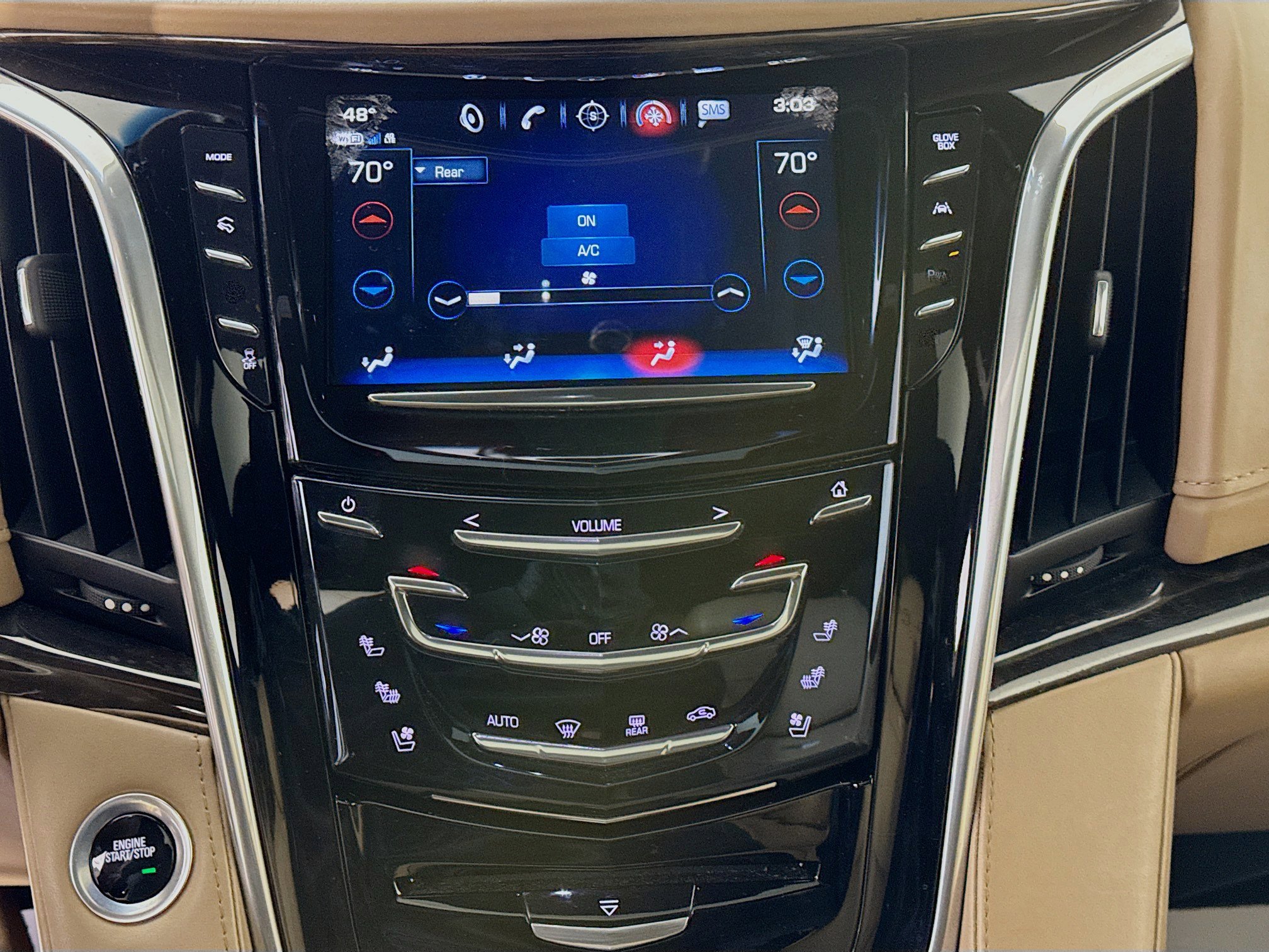 Used 2019 Cadillac Escalade ESV Platinum AWD/4WD image 16