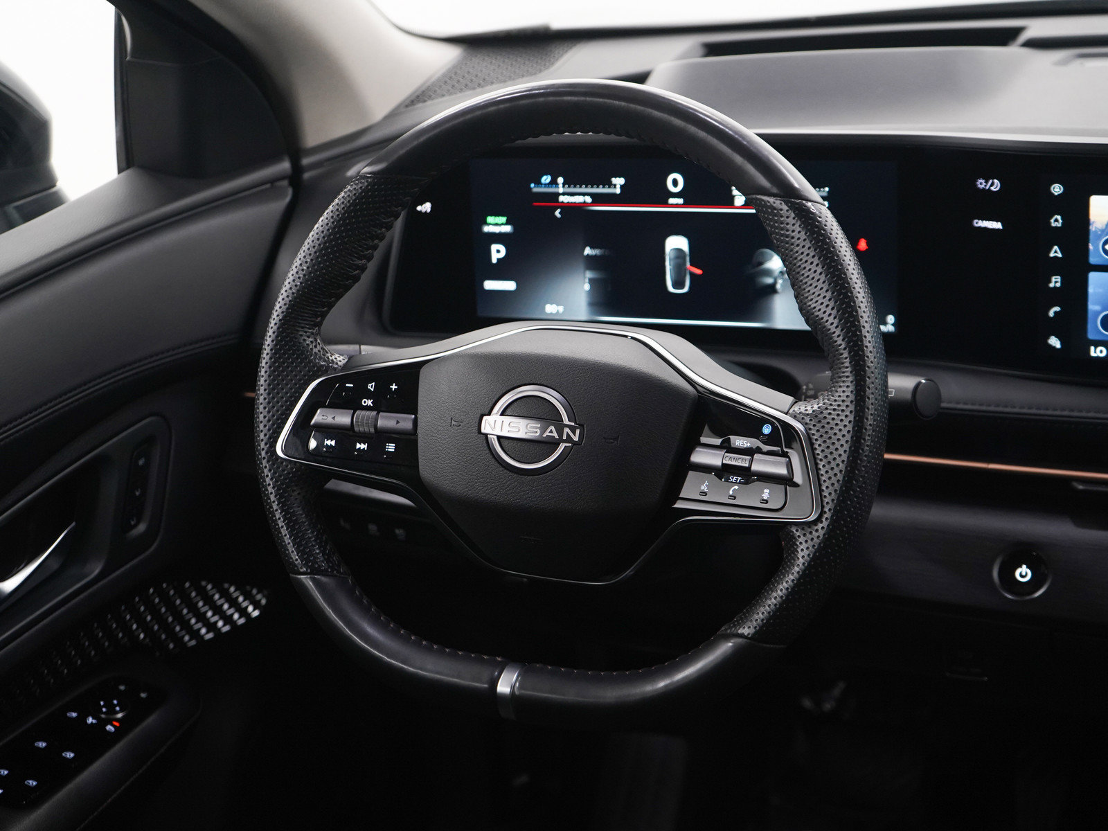 Used 2025 Nissan Ariya FWD image 14