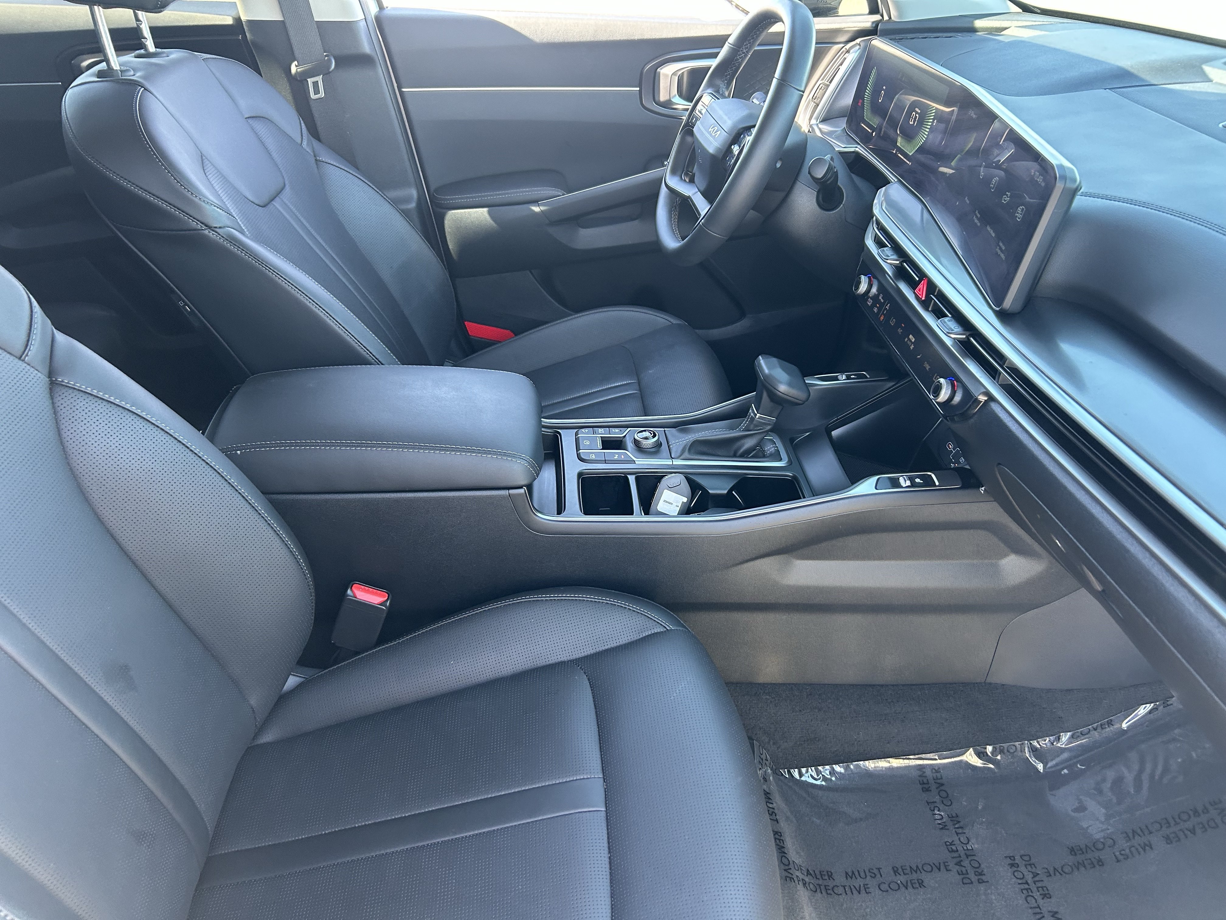 Certified 2026 Kia Sorento S w/ S Panoramic Sunroof Package FWD image 12