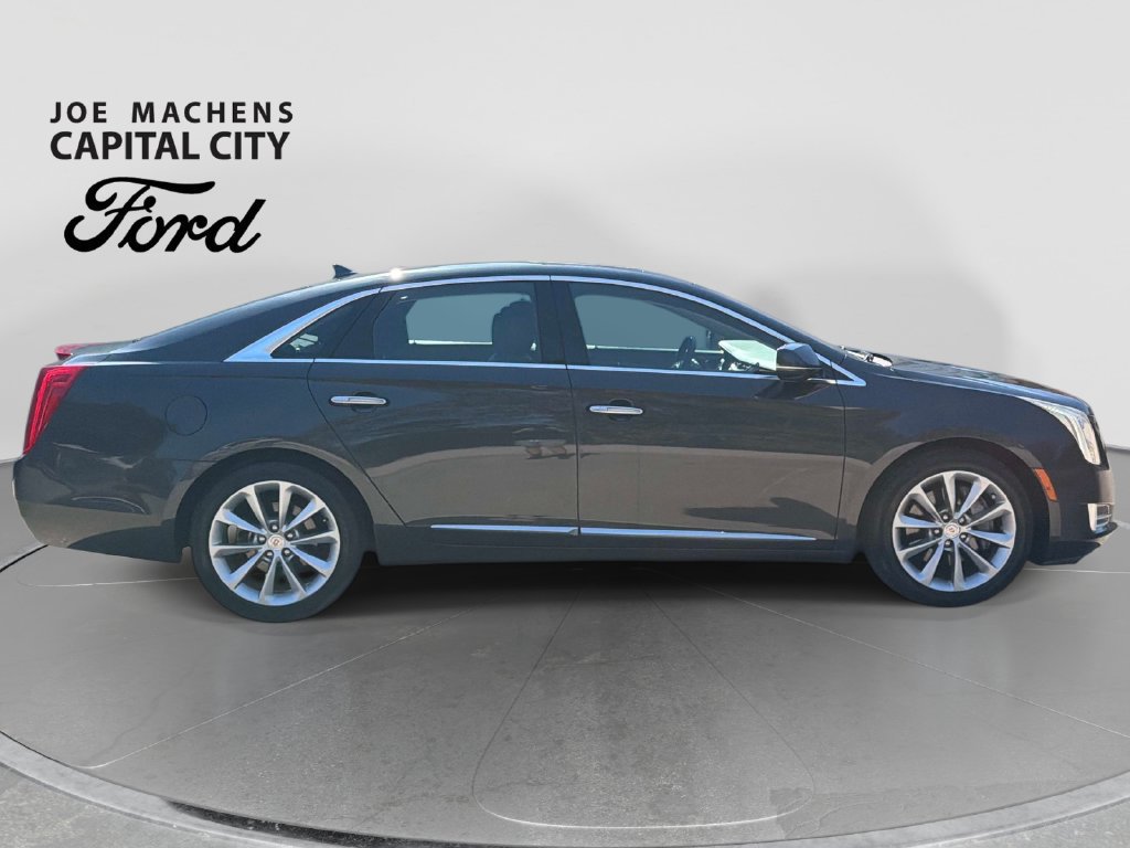 Used 2013 Cadillac XTS Luxury FWD image 3