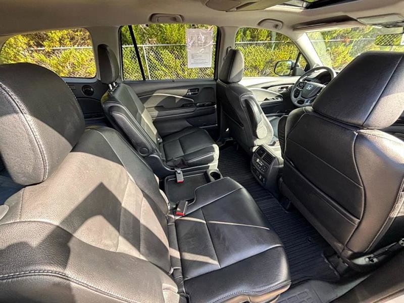 Used 2019 Honda Pilot Touring image 50