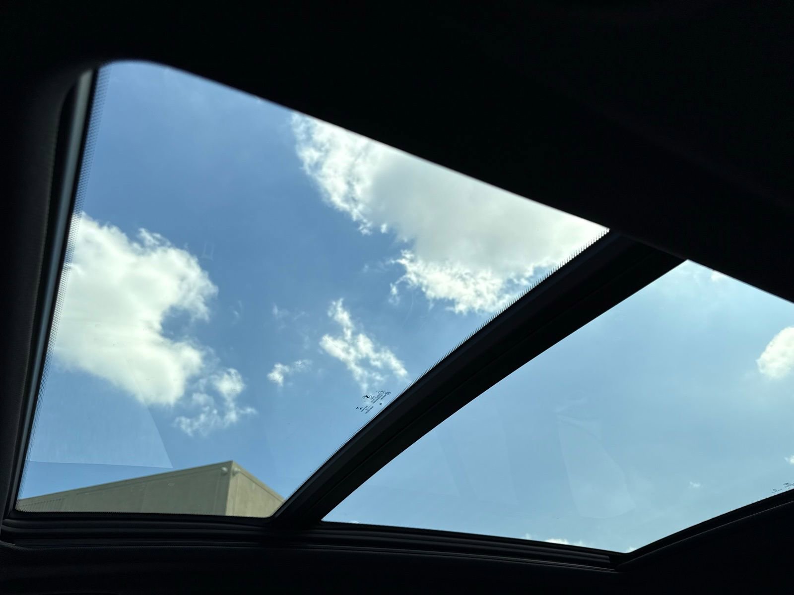 Used 2023 BMW X5 xDrive40i w/ M Sport Package image 24