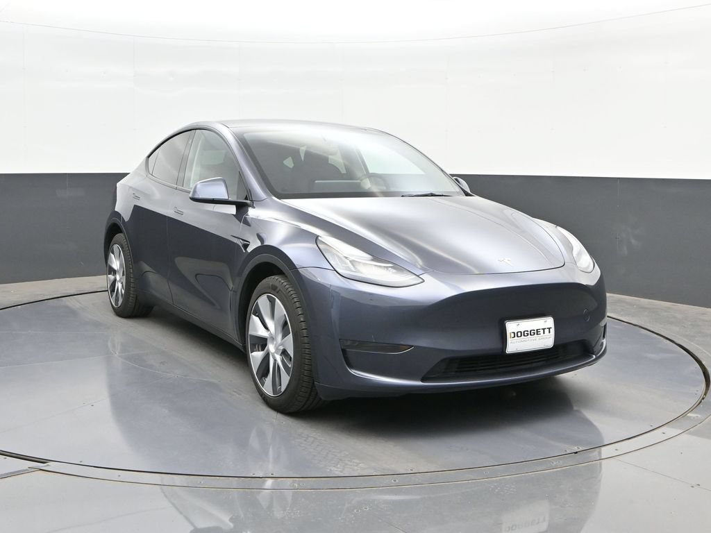 Used 2023 Tesla Model Y Long Range AWD/4WD image 21