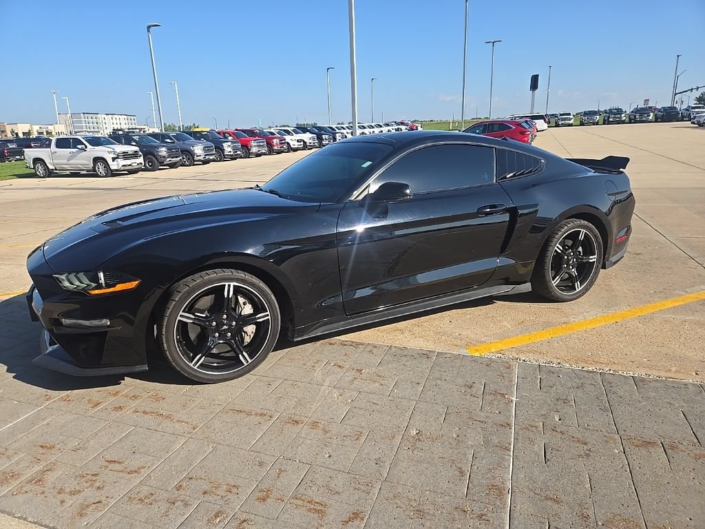 Used 2020 Ford Mustang GT Premium w/ Equipment Group 401A RWD image 1