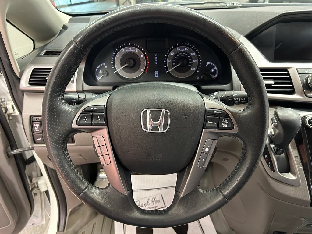 Used 2016 Honda Odyssey Touring image 12