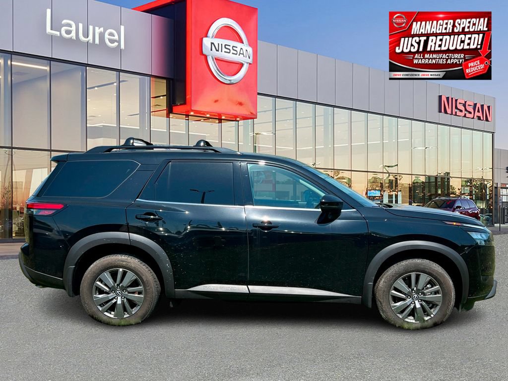 New 2025 Nissan Pathfinder SV AWD/4WD image 2