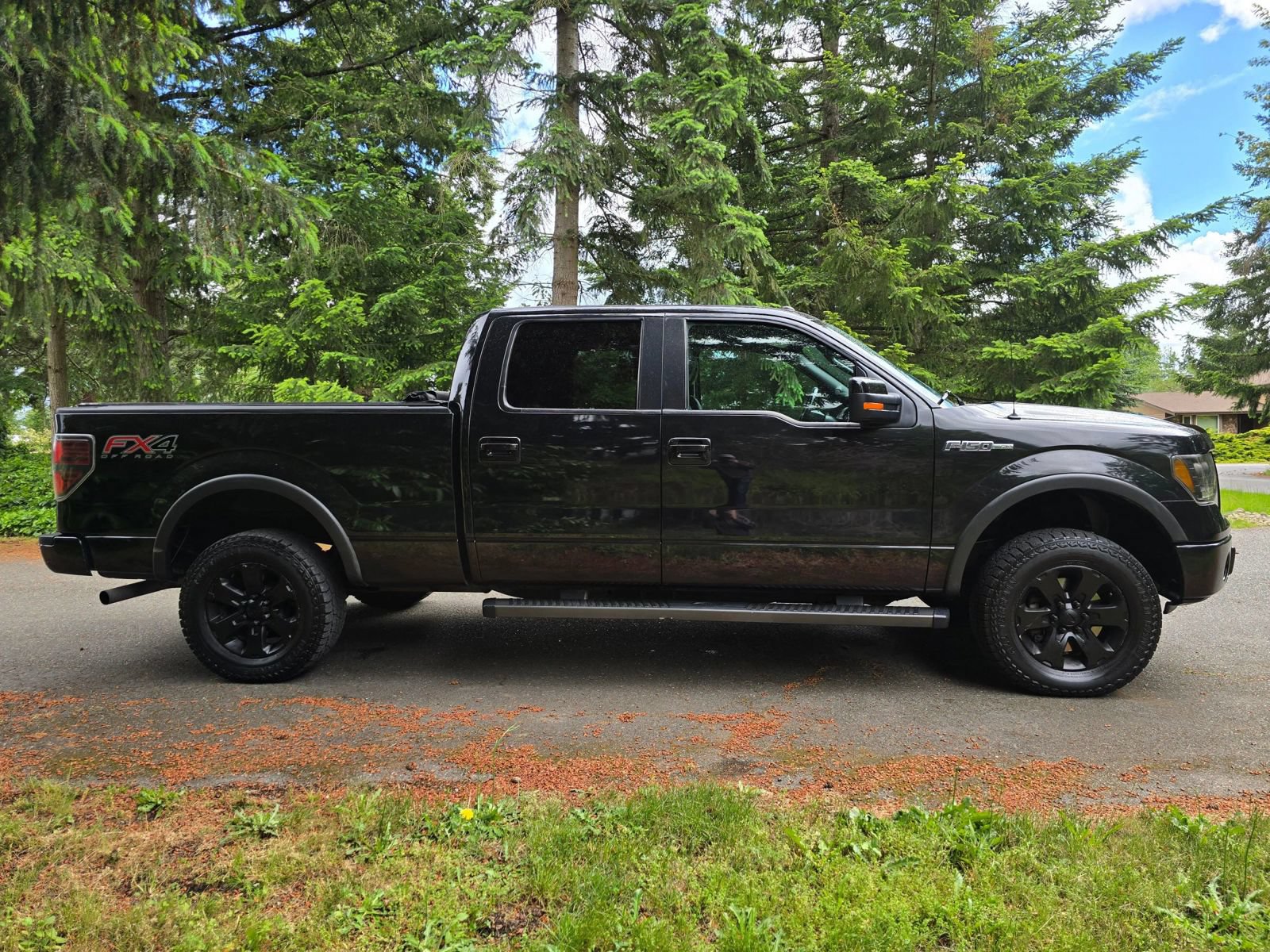Used 2012 Ford F150 FX4 w/ FX Luxury Pkg AWD/4WD image 7