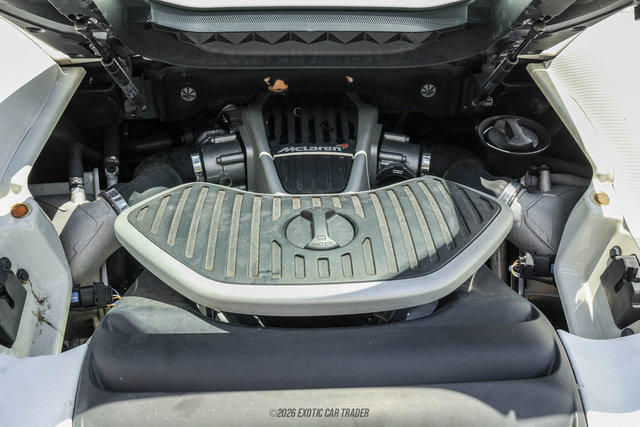 Used 2014 McLaren MP4-12C Spider RWD image 28