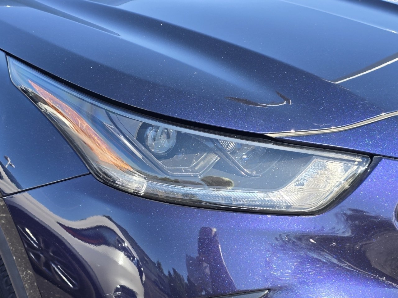 Used 2021 Toyota Highlander XSE AWD/4WD image 13