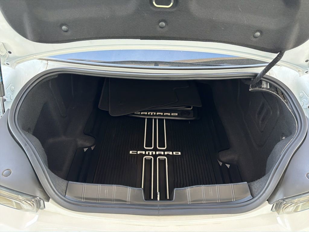 Used 2020 Chevrolet Camaro SS image 22