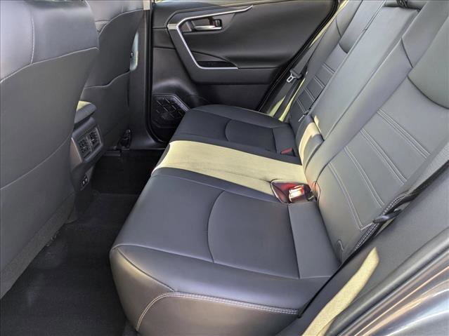 Used 2020 Toyota RAV4 Limited image 18