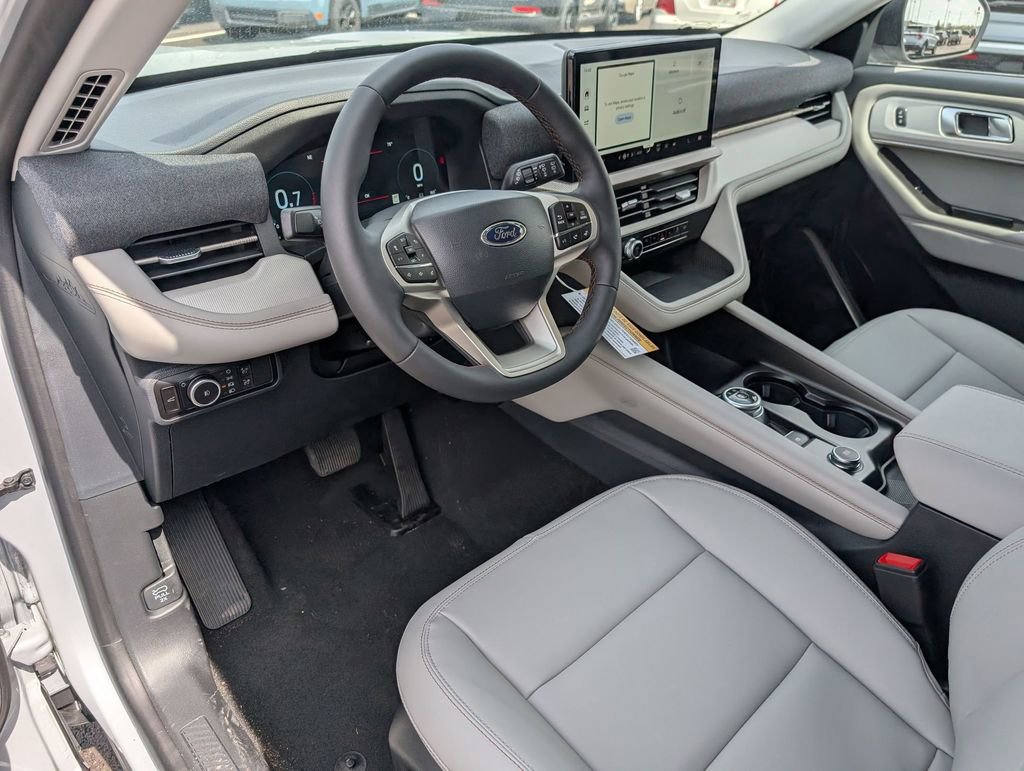New 2026 Ford Explorer Active AWD/4WD image 10
