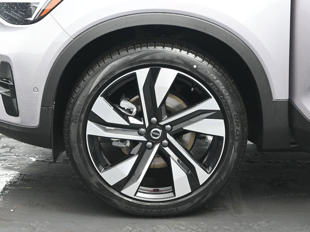 New 2026 Volvo XC40 B5 Ultra w/ Protection Package Premier AWD/4WD image 29