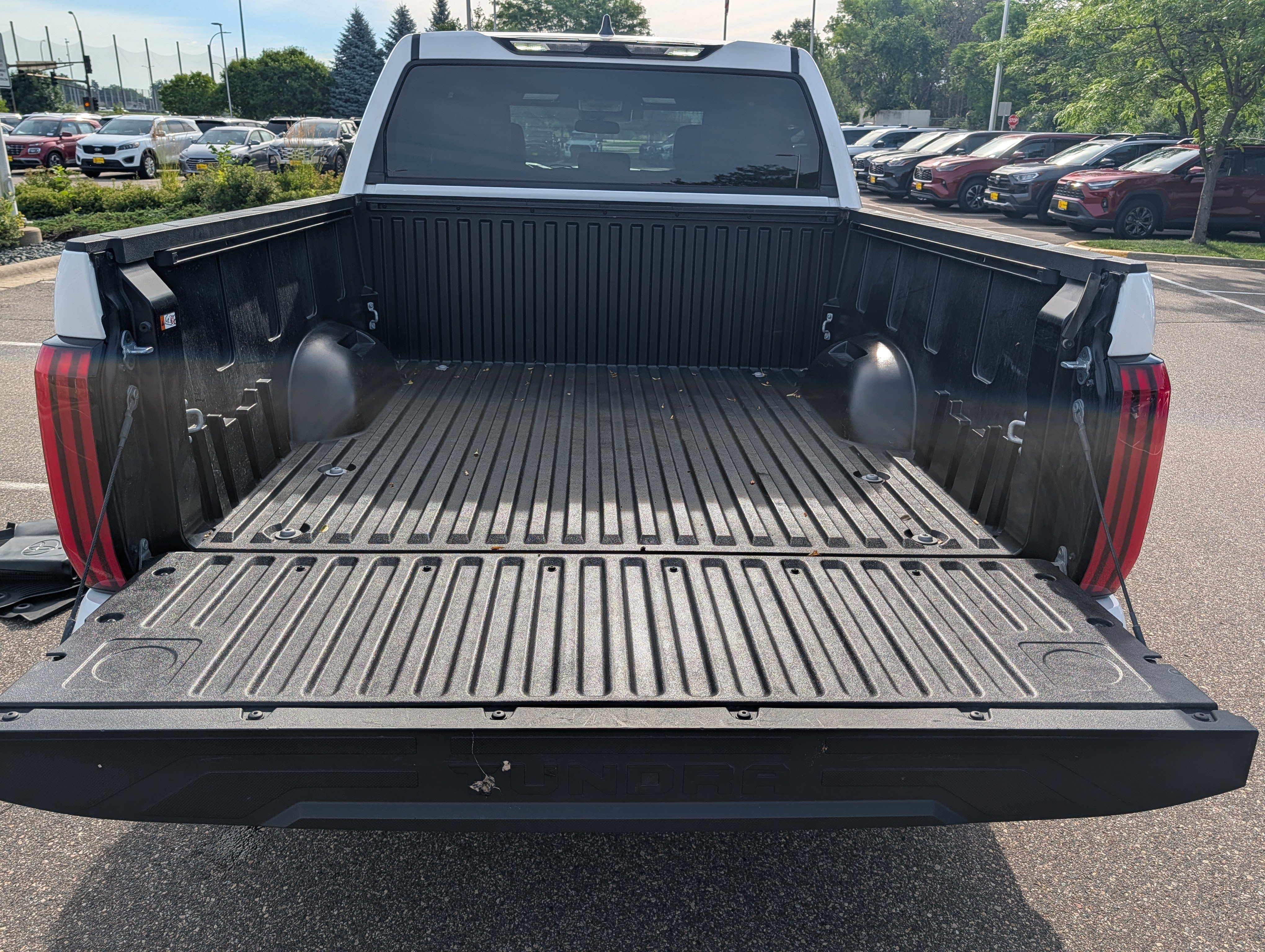 Certified 2025 Toyota Tundra SR5 w/ SR5 Premium Package AWD/4WD image 18