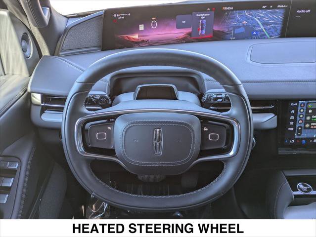 Used 2025 Lincoln Navigator Reserve w/ Jet Appearance Package image 13