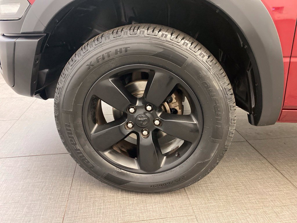Used 2020 RAM 1500 Classic SLT AWD/4WD image 12