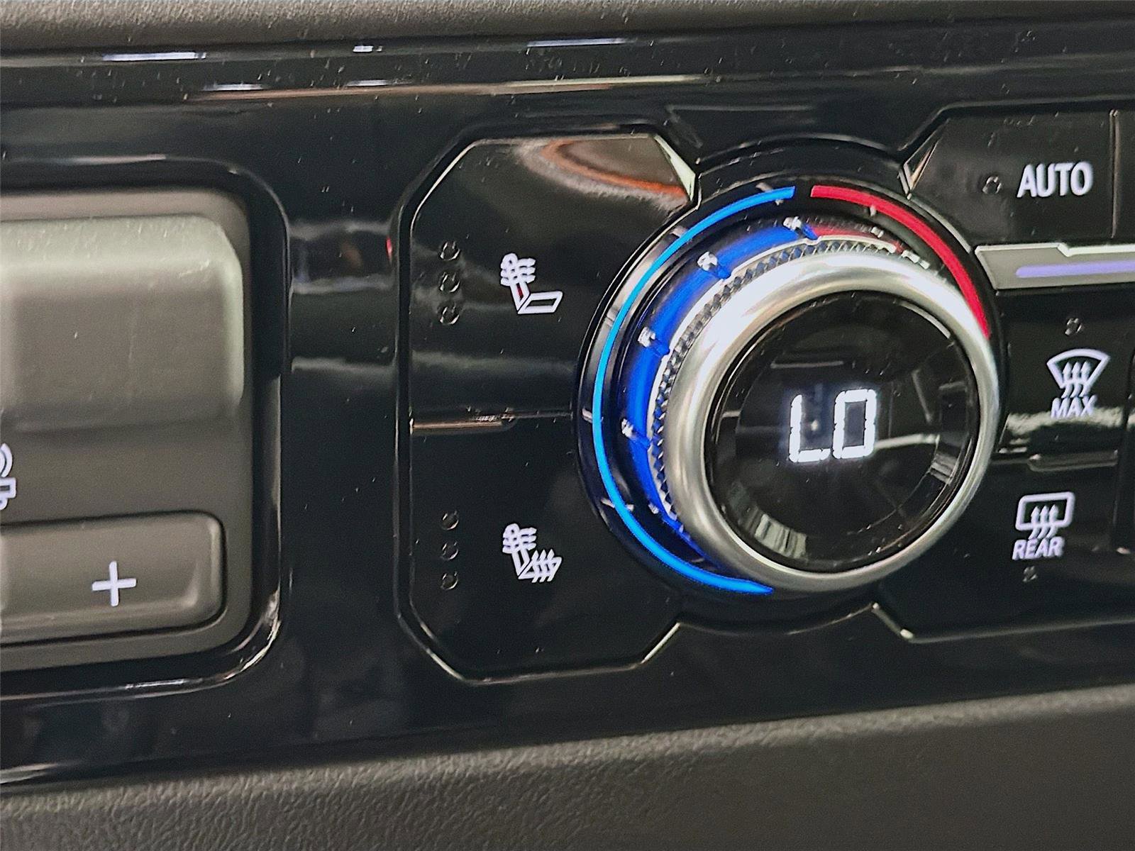 New 2026 GMC Sierra 1500 Elevation image 22