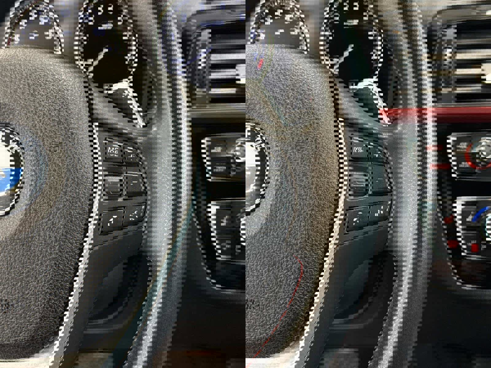 Used 2020 BMW 230i xDrive Convertible w/ Convenience Package image 23