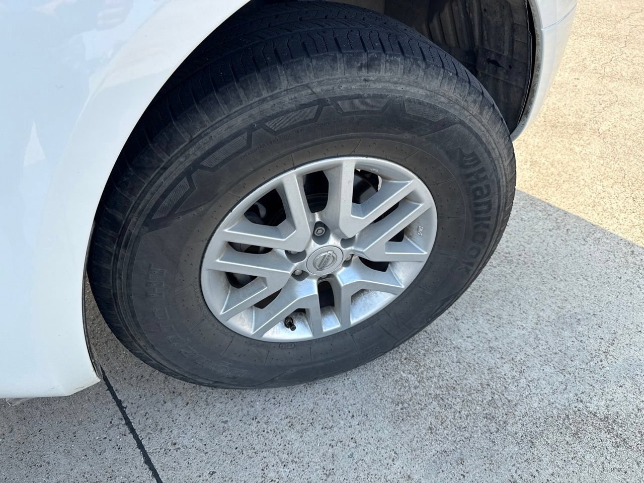 Used 2019 Nissan Frontier SV w/ Value Truck Package RWD image 15