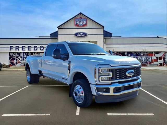 Used 2025 Ford F450 Lariat w/ Lariat Ultimate Package AWD/4WD image 1