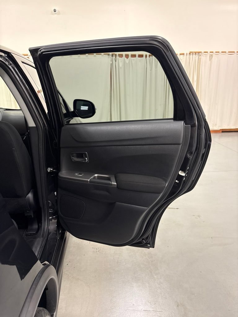 Used 2019 Mitsubishi Outlander Sport ES FWD image 27