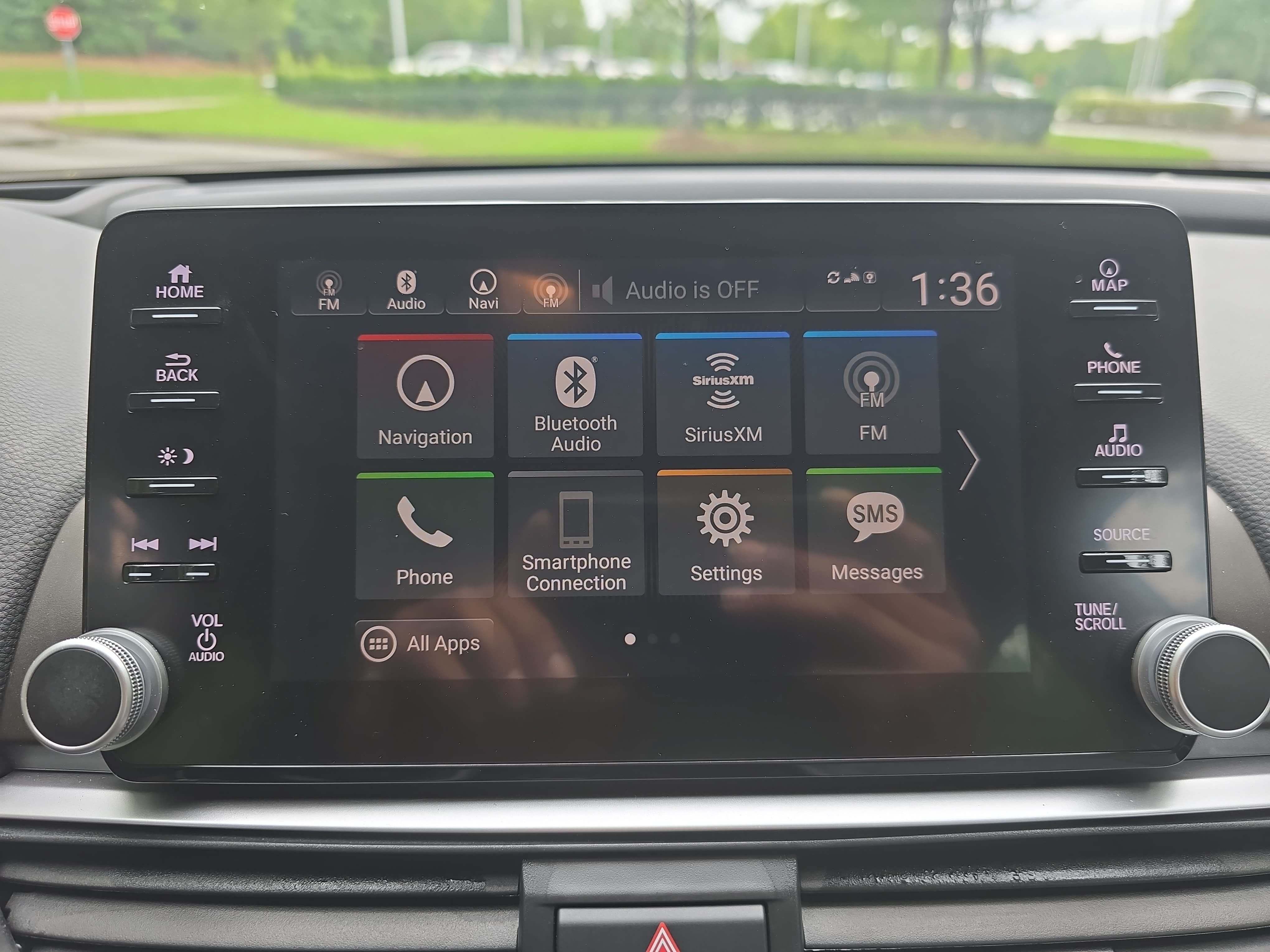Used 2018 Honda Accord Touring image 22