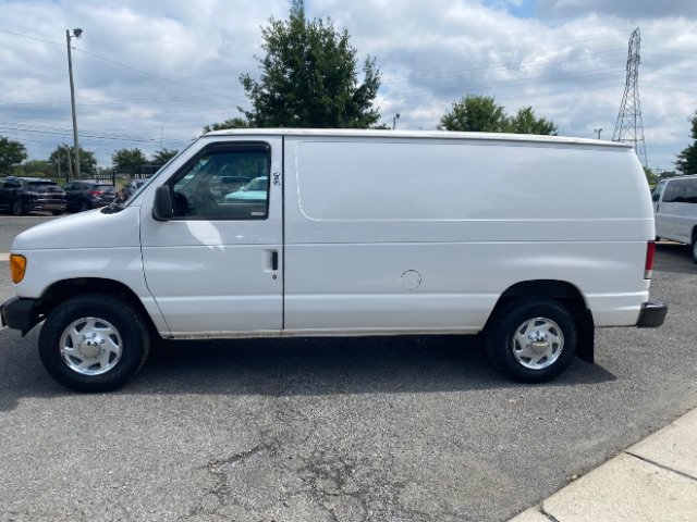 Used 2007 Ford E-250 and Econoline 250 RWD image 4