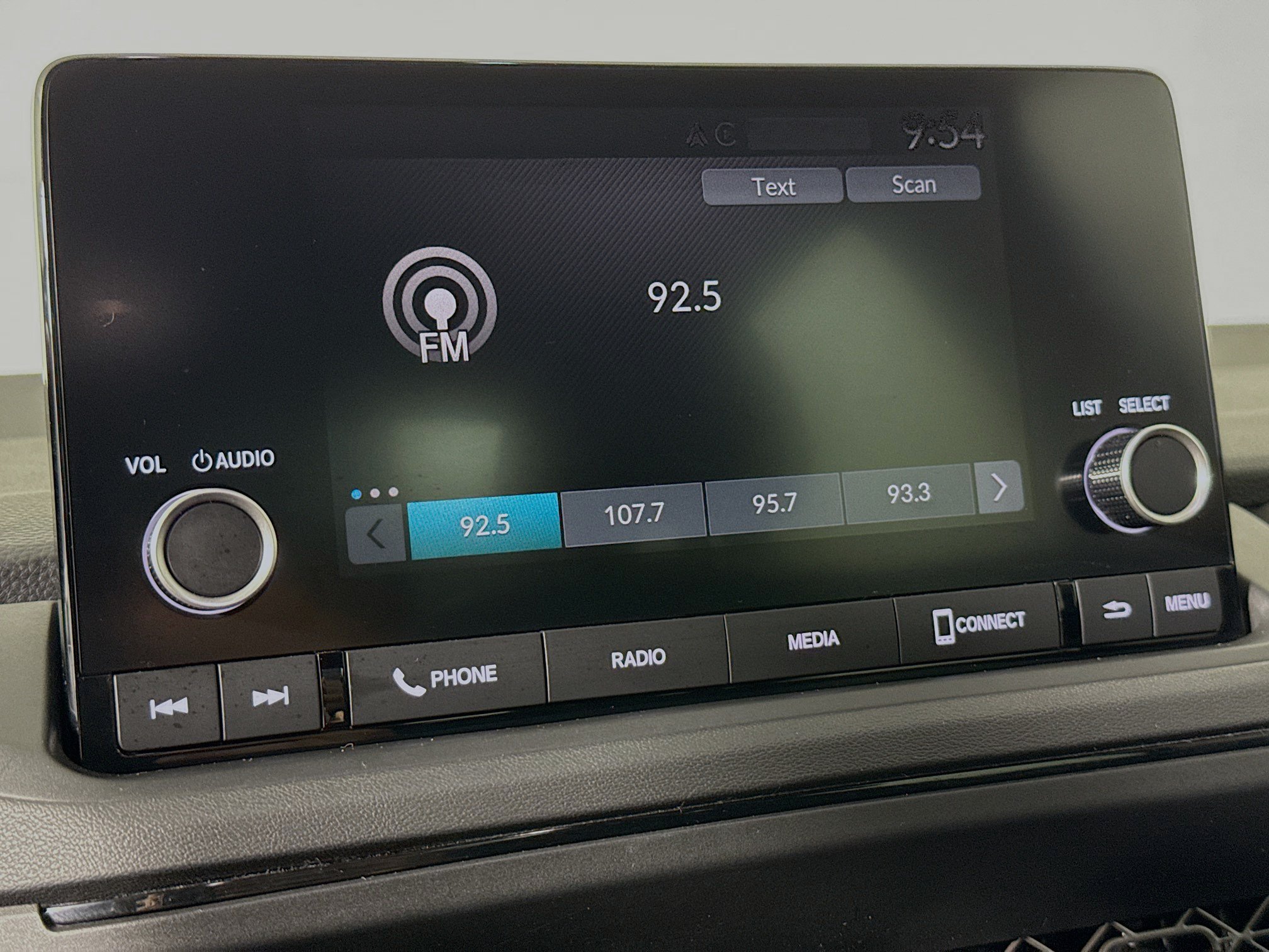 Certified 2023 Honda Accord EX image 14