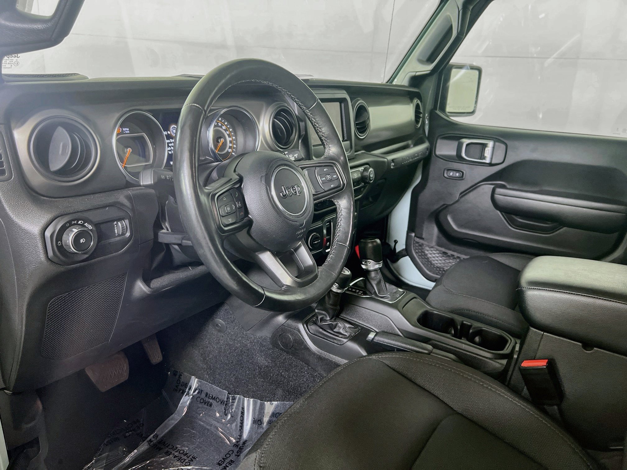 Used 2023 Jeep Wrangler Sport AWD/4WD image 9