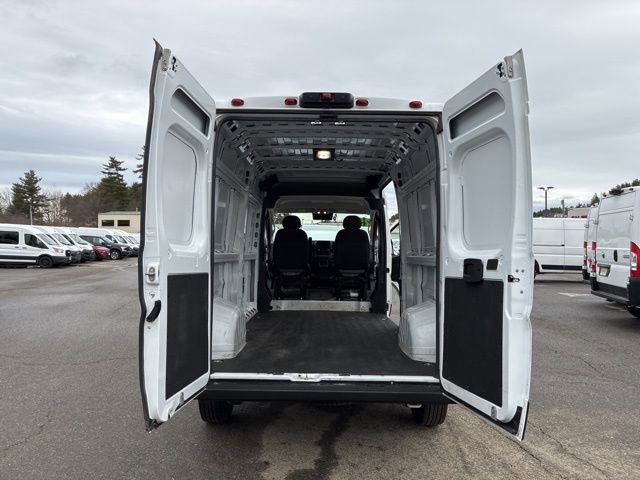 Used 2025 RAM ProMaster 2500 w/ Convenience Group image 12